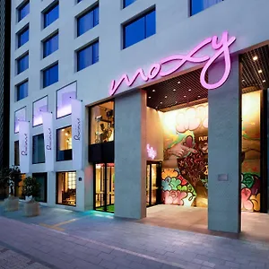 Hotel Moxy Insadong By Marriott, Seoul