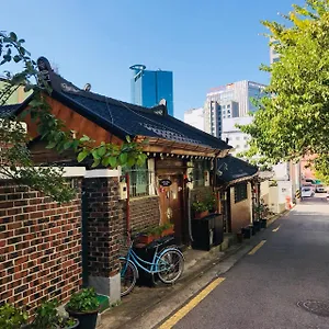 Guest house Icos 1 - Female Only, Seoul